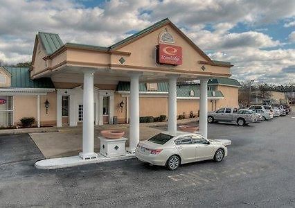 Econo Lodge Inn & Suites ลัมเบอร์ตัน ภายนอก รูปภาพ