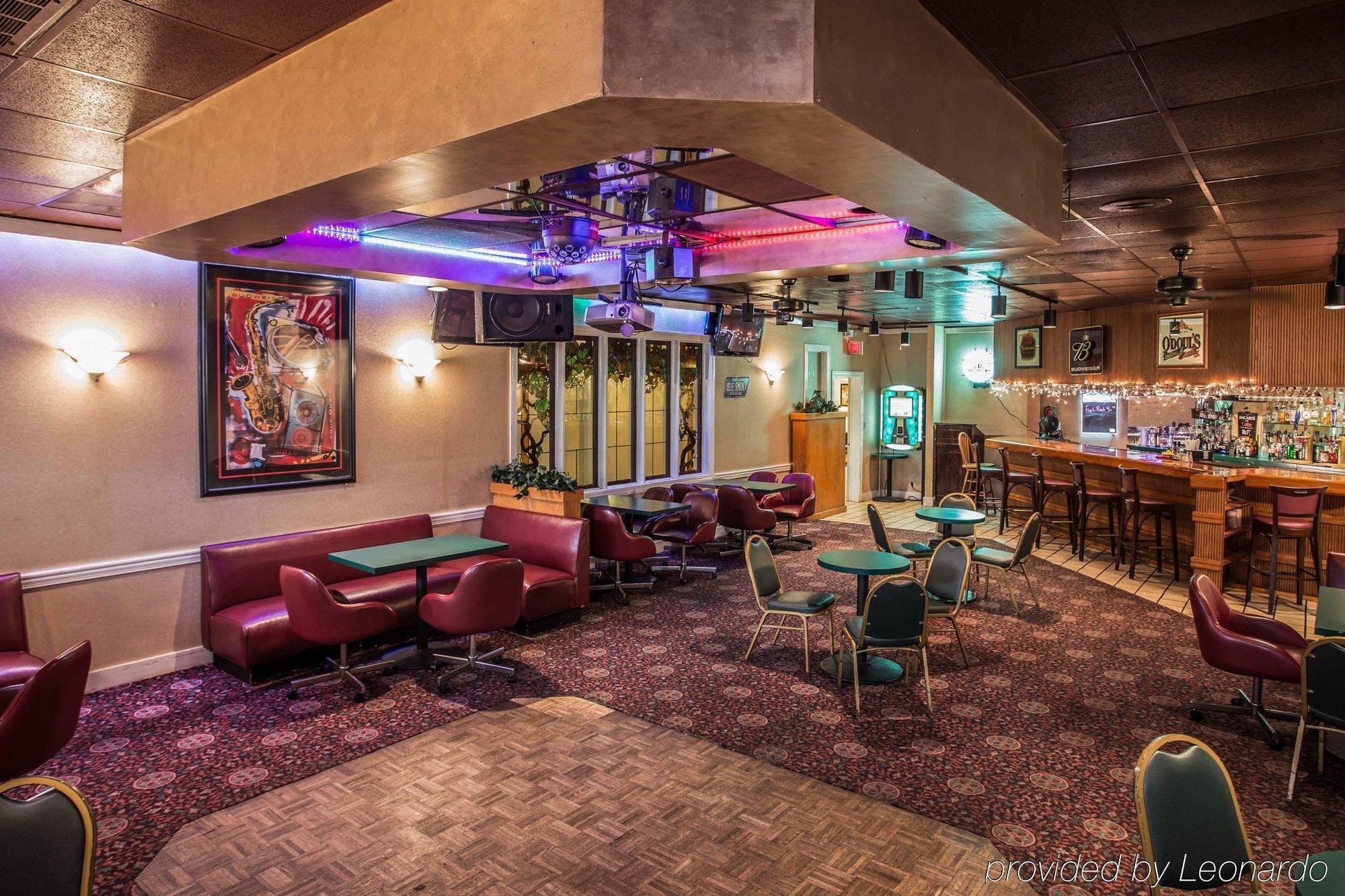 Econo Lodge Inn & Suites ลัมเบอร์ตัน ภายนอก รูปภาพ